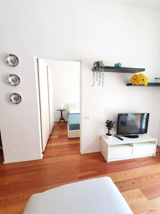 Daisy Apartment - City Center La Spezia Exterior foto